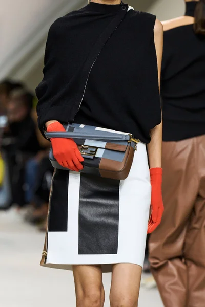 Look 86